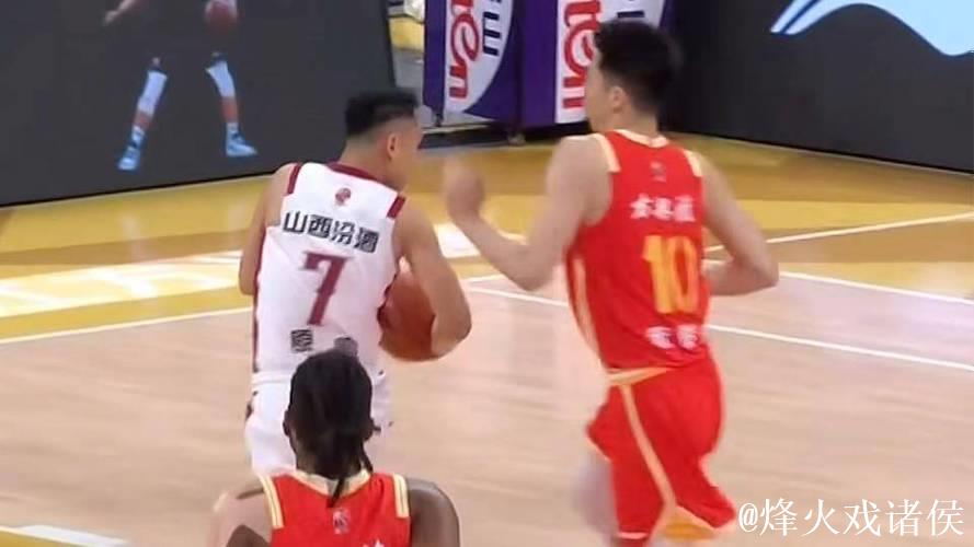 广厦今日惨败辽篮16分,而揭幕战则大胜山西14分 广厦今日惨败辽篮16分,而揭幕战则大胜山西14分