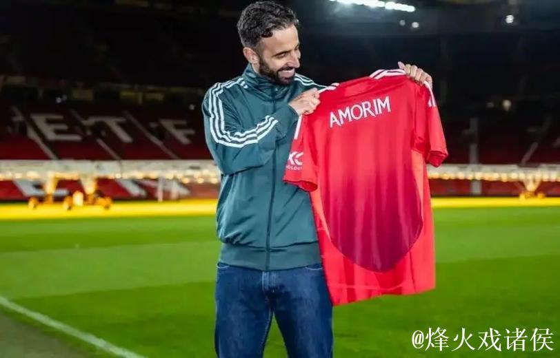 阿莫林:对4-4平局很失望,创造这么多机会比分本应完全不同 阿莫林:对4-4平局很失望,创造这么多机会比分本应完全不同